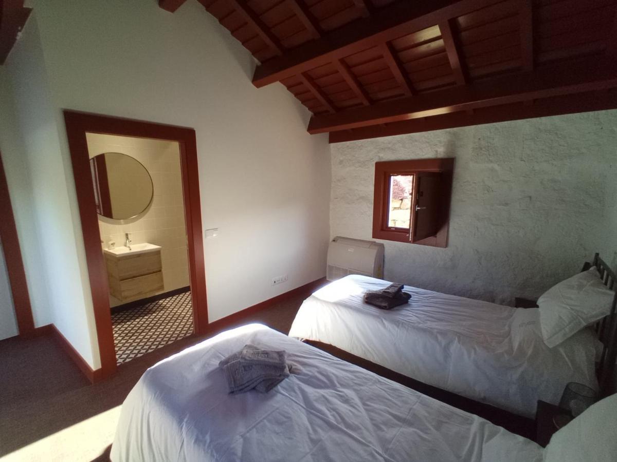 Quinta Pousada De Fora Wines & Tourism غيمارايش الغرفة الصورة