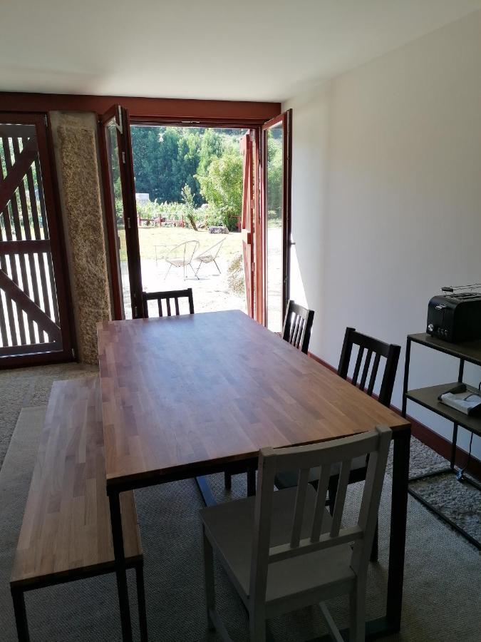 Quinta Pousada De Fora Wines & Tourism غيمارايش الغرفة الصورة
